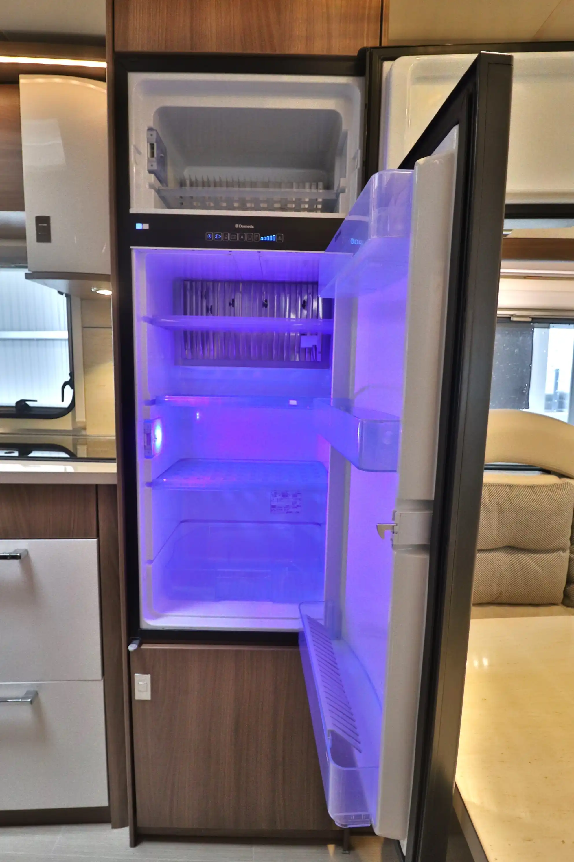 BUERSTNER Averso TOP 465 TS